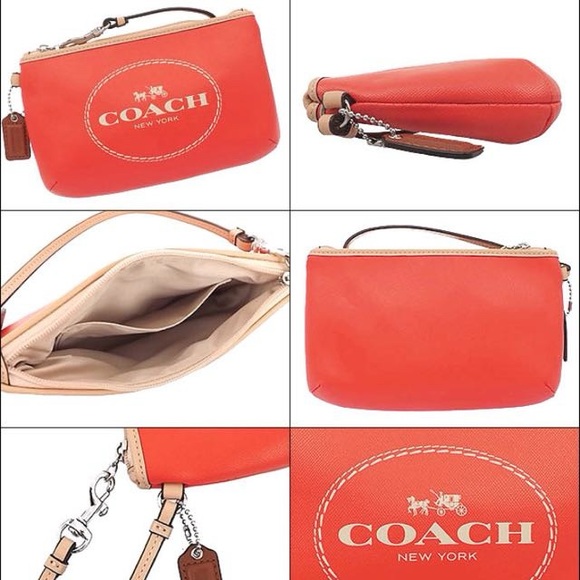Coach Women's Wristlet - Picture 6 of 6
